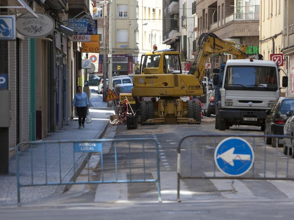 El tráfico se desvía por la calle de La Gasca