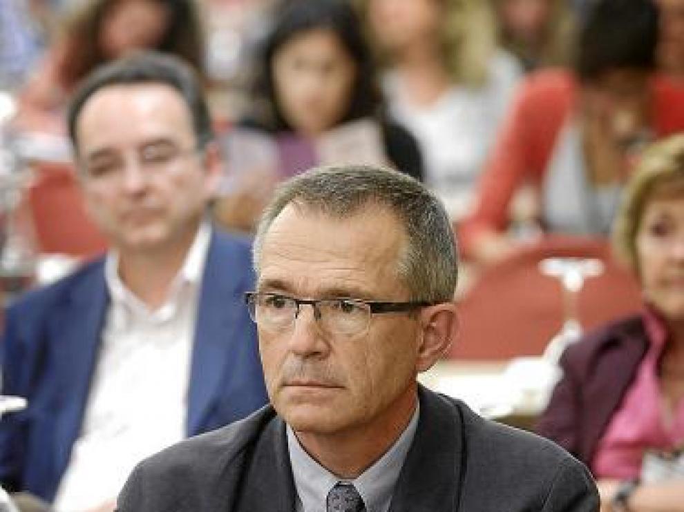 Tomás Gómez Cía en el inicio de la jornada.