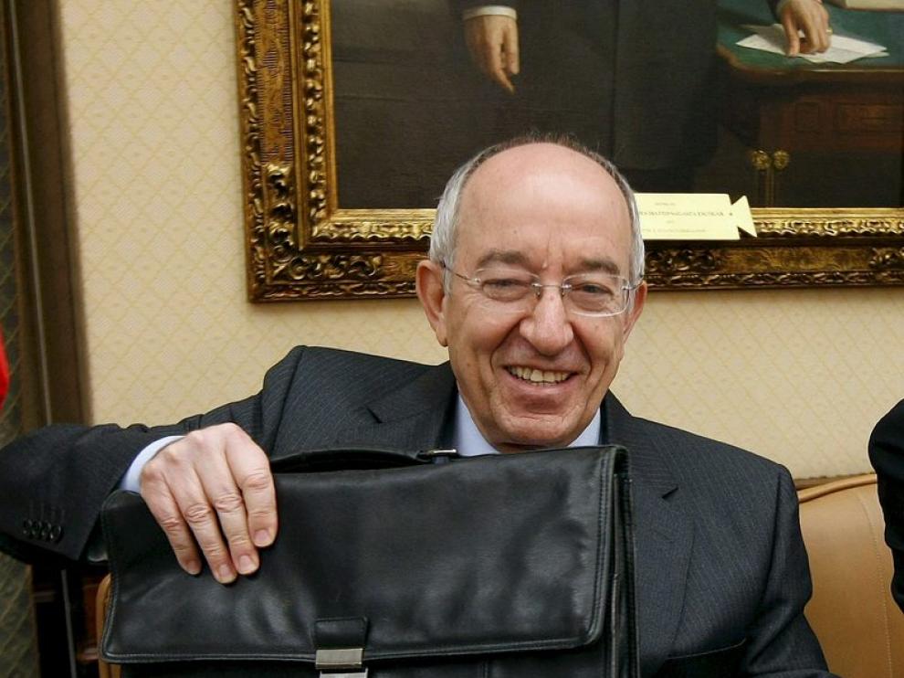 Miguel Ángel Fernández Ordóñez, ayer en el Congreso.