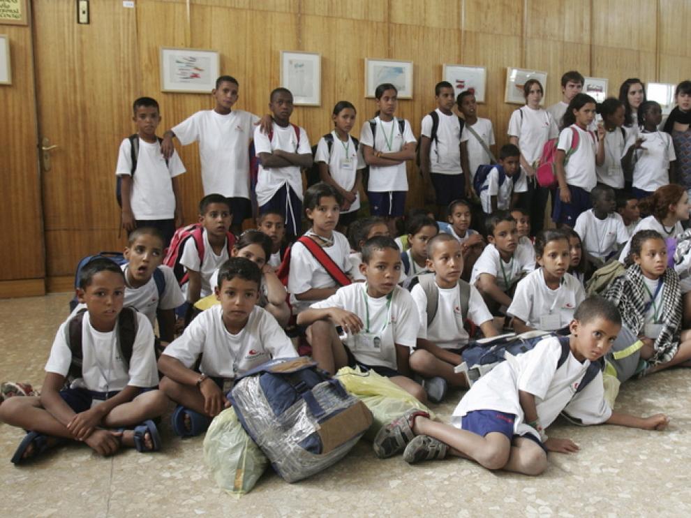 Recibimiento a los niños saharauis.