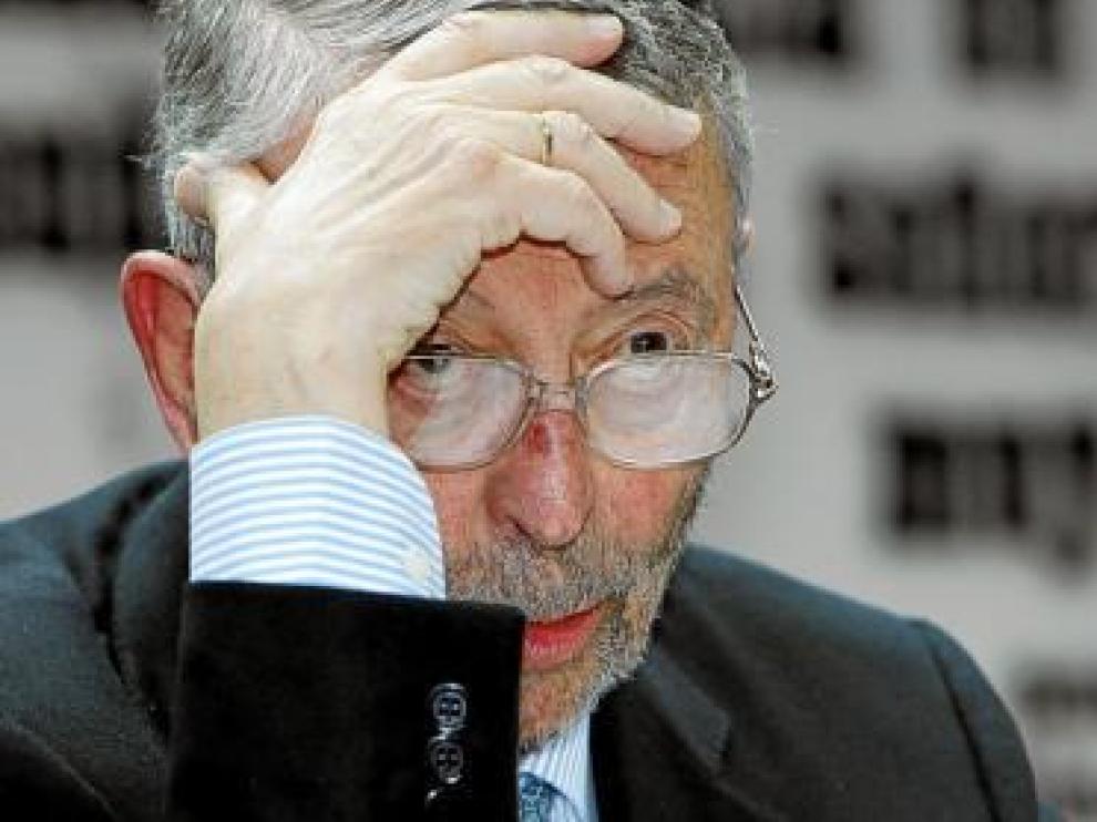 Alberto Oliart, ayer, en su comparencia en el Senado.