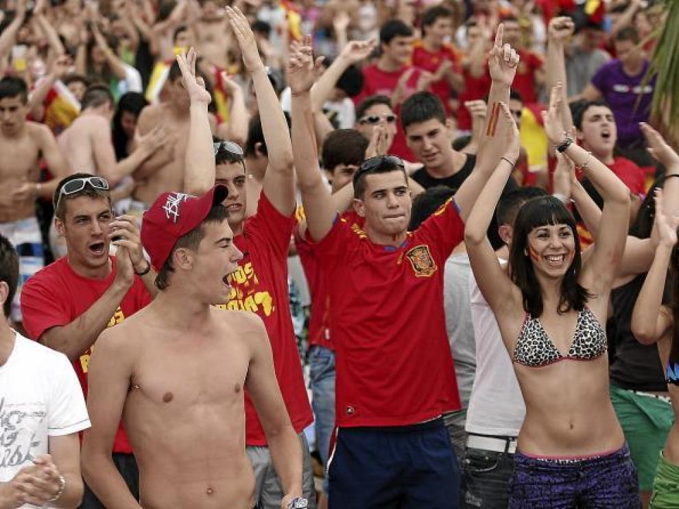 También se vieron muchas banderas españolas.