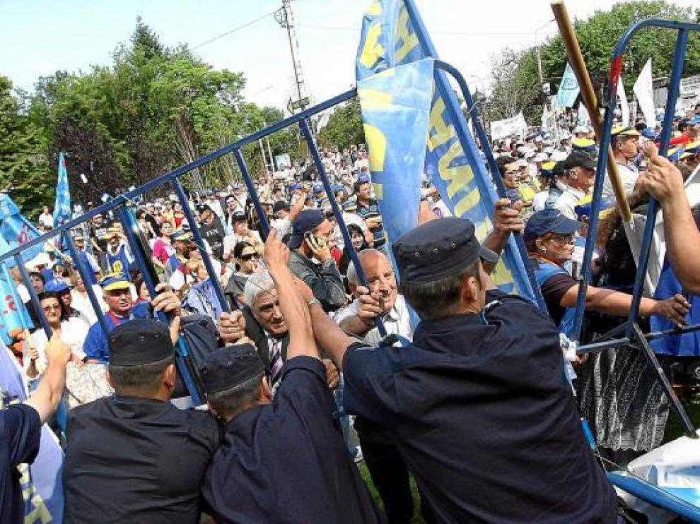 Las medidas propuestas por el Gobierno rumano han sido contestadas con movilizaciones.
