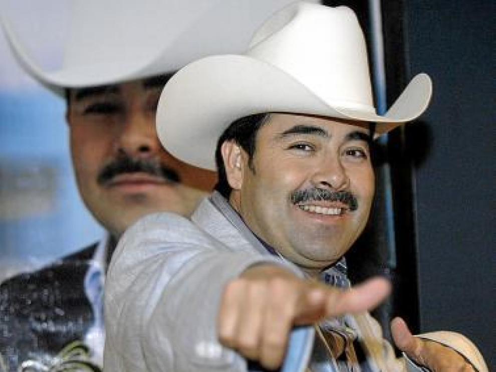 El cantante de música norteña Sergio Vega.