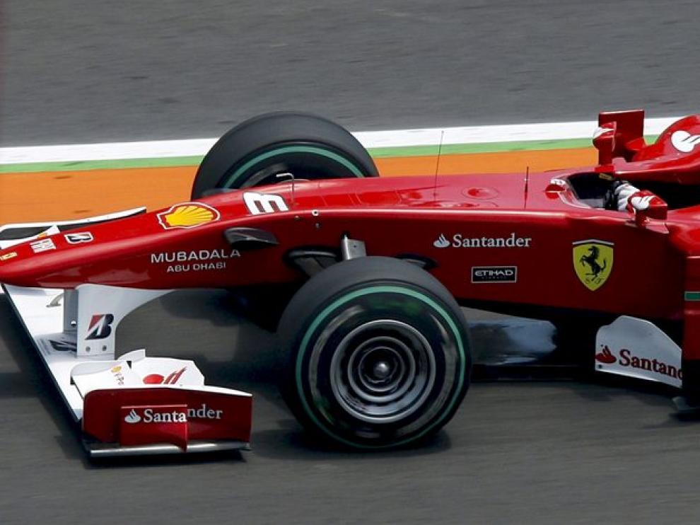 Alonso en el trazado de Valencia