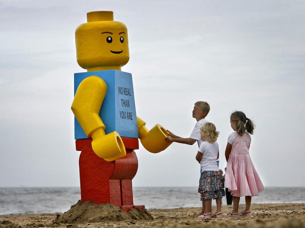 Las 'piezas' de la biología sintética son componentes biológicos; ¿serán algún día tan comunes y versátiles como las piezas del Lego?