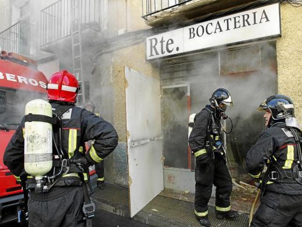 El humo que salía de esta antigua bocatería era muy denso.