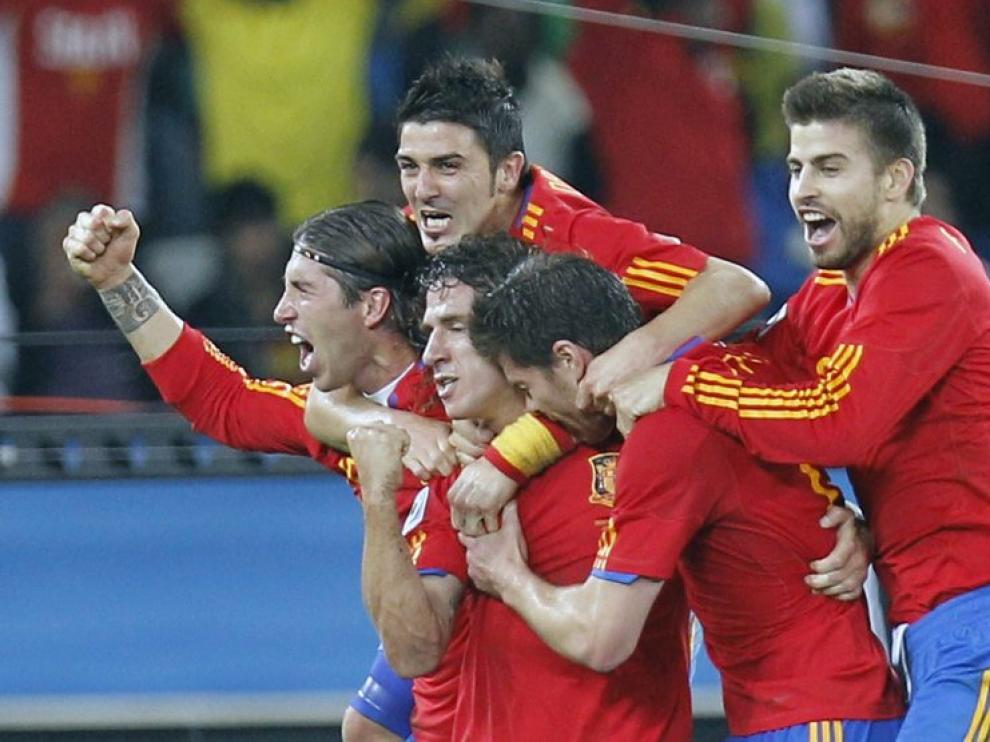 Los jugadores españoles celebran el gol que supuso el pase a la final.