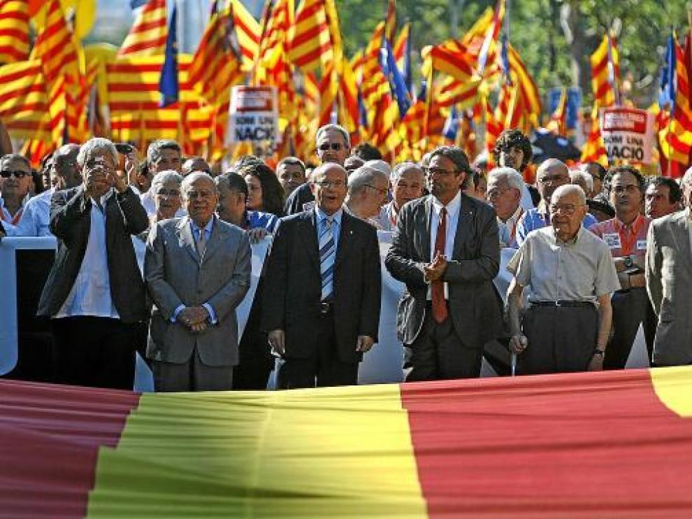 José Montilla, a la cabeza de la manifestación por el 'Estatut' del pasado sábado en Barcelona.
