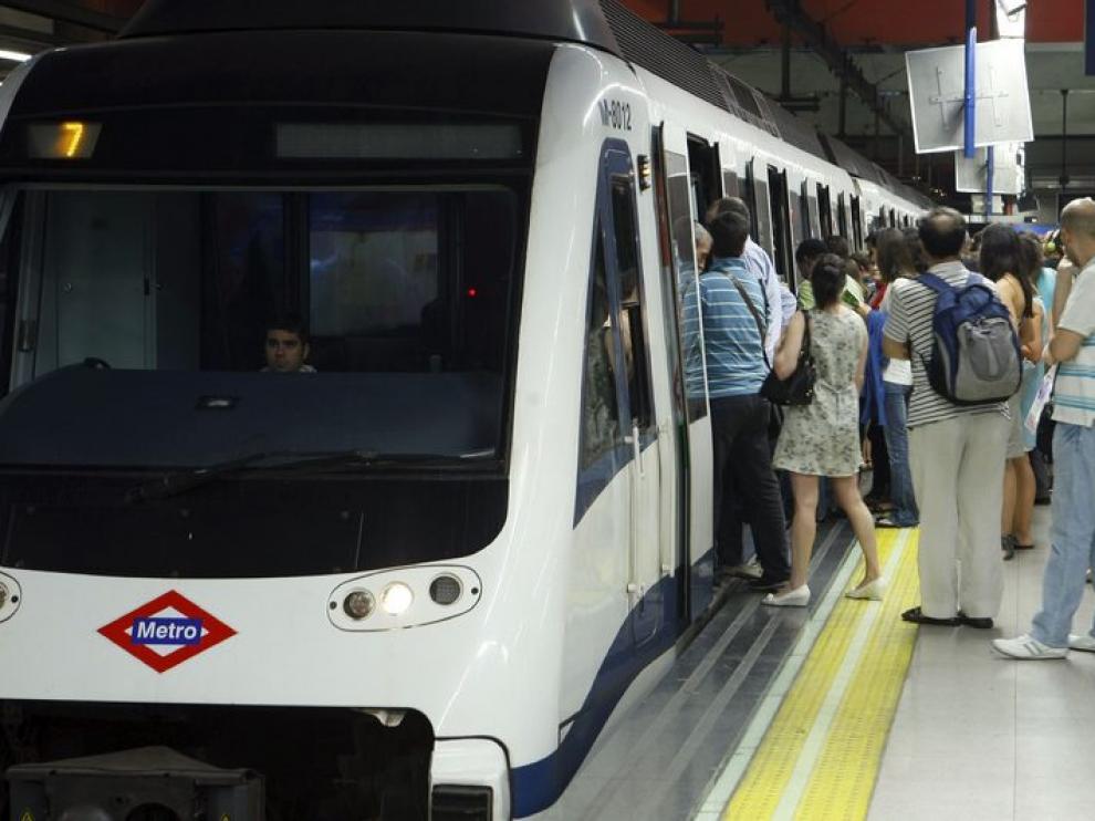 Trabajadores y dirección de Metro firman la paz