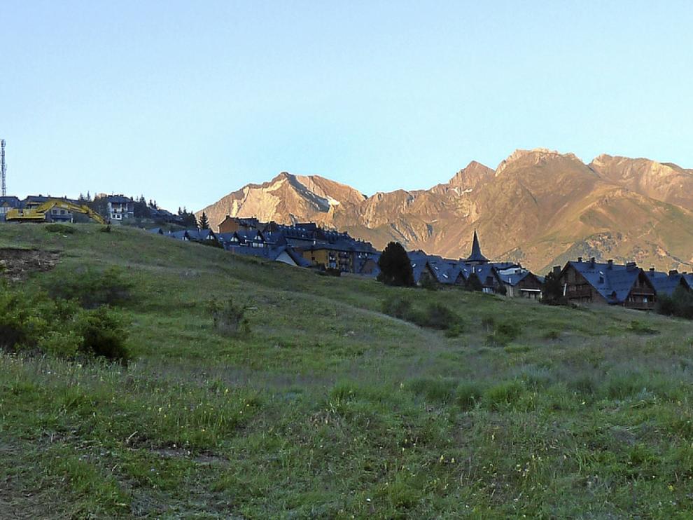 Terrenos en los que se ampliará la urbanización de Formigal