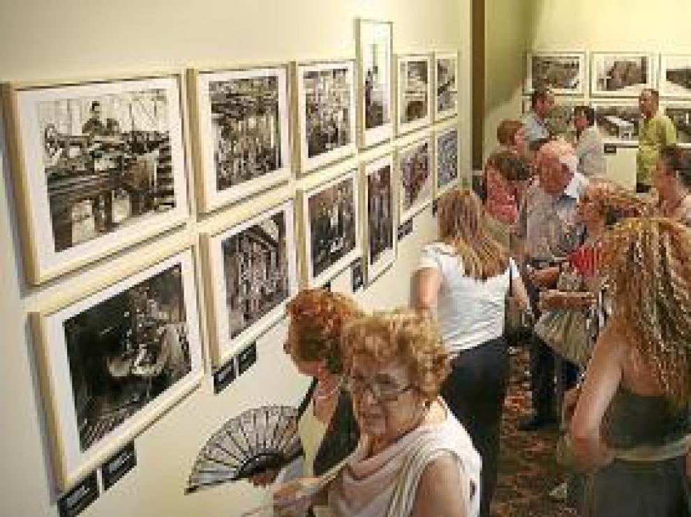La exposición fue inaugurada ayer.