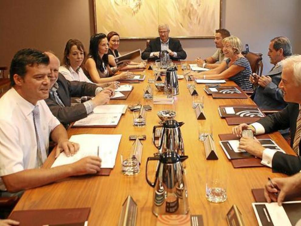Reunión de ayer de la Mesa y la Junta de Portavoces de las Cortes.