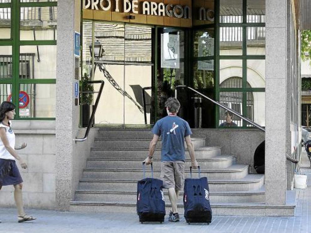 Los visitantes empiezan a llegar a los hoteles, que tienen el 80 % de las reservas los días 9 y 10.