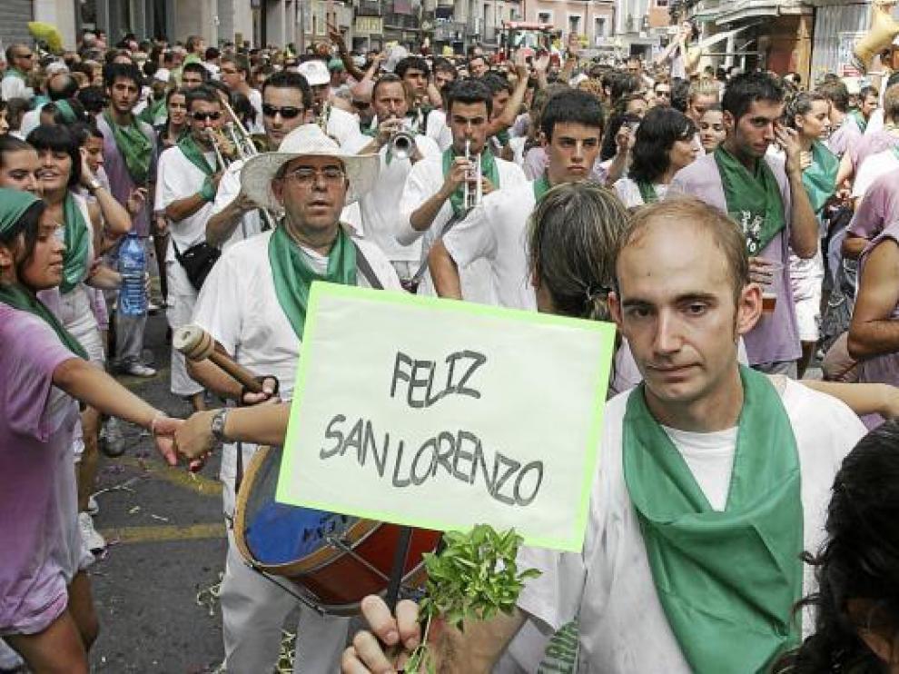 Las alusiones a San Lorenzo estuvieron presentes en la cabalgata.