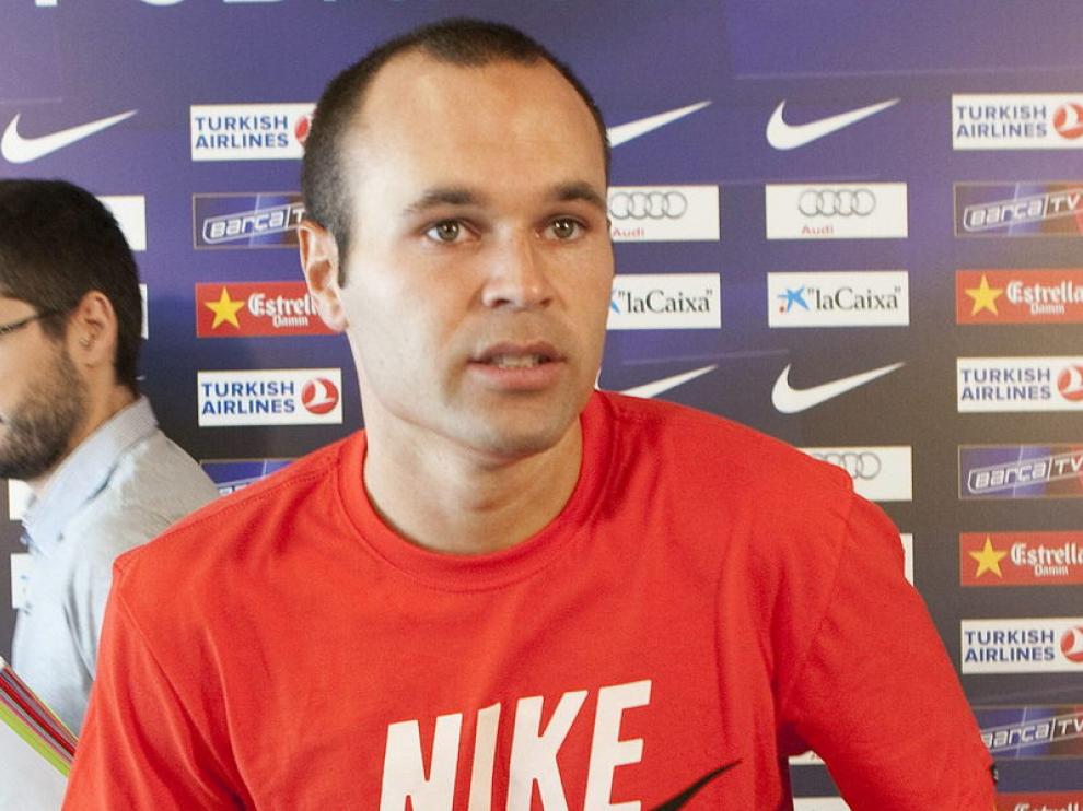 Andrés Iniesta al terminar la rueda de prensa.