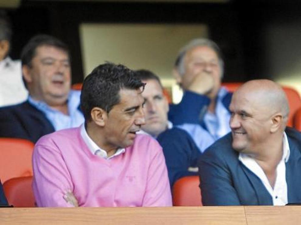 Agapito Iglesias, con gesto serio en el palco de Soria.