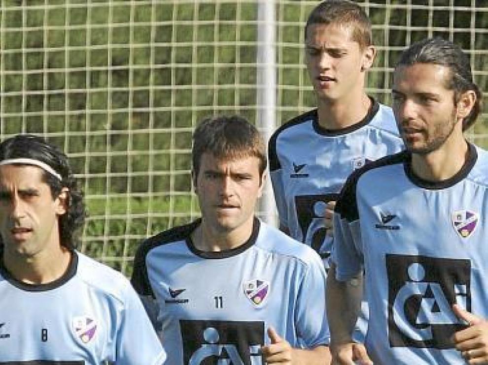 Galán, en el medio, flanqueado por Ochoa y Gallardo.