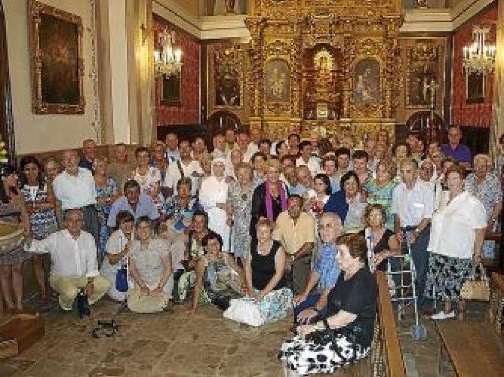 Los borjanos realizaron una ofrenda a la Virgen.