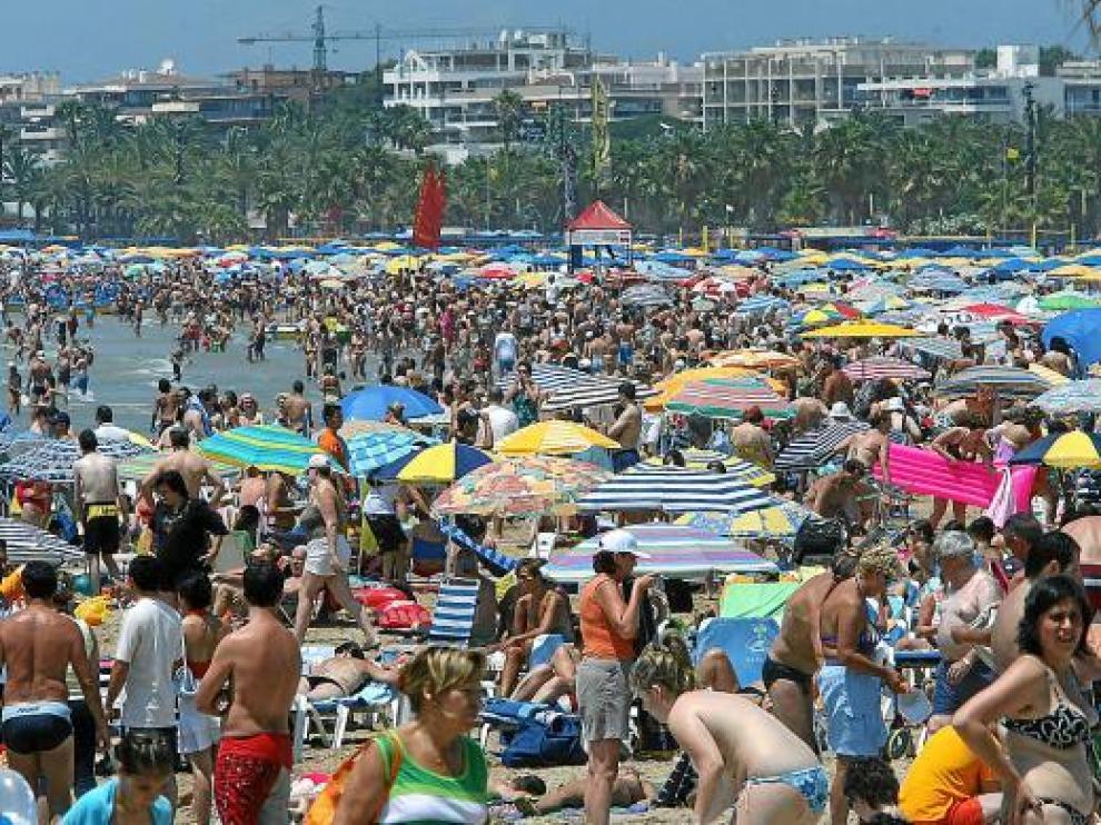 Las playas españolas continúan siendo destino favorito para los turistas extranjeros.