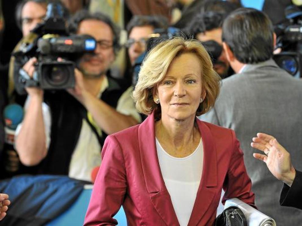 Imagen de archivo de la ministra de Economía Elena Salgado en la cita del Ecofin en junio.