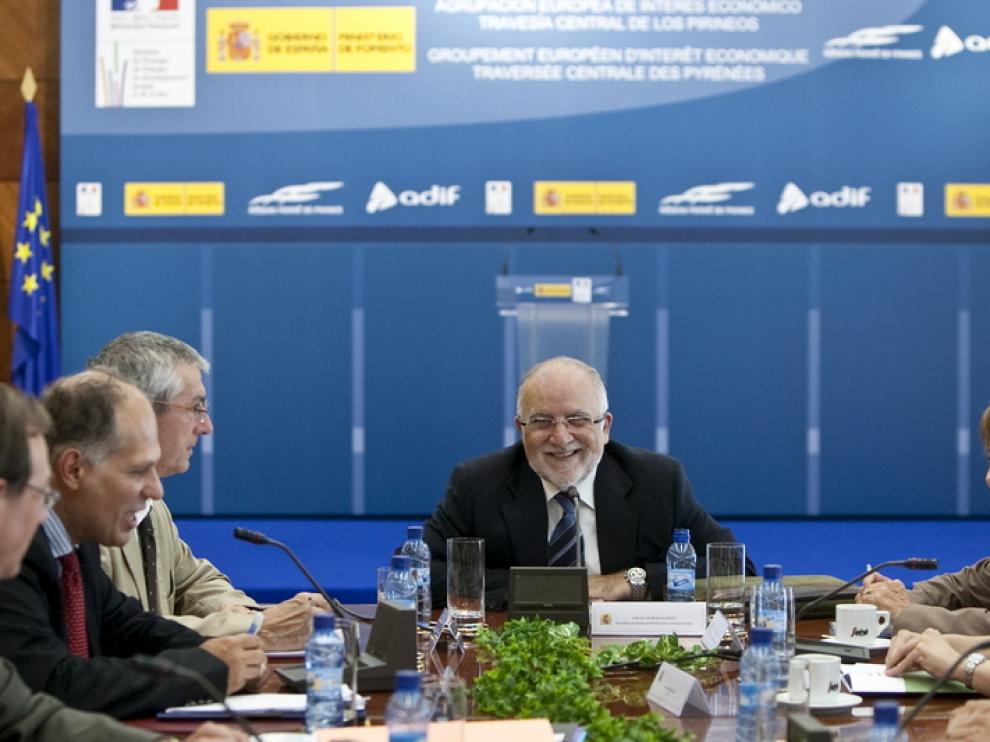 Víctor Morlán durante la asamblea