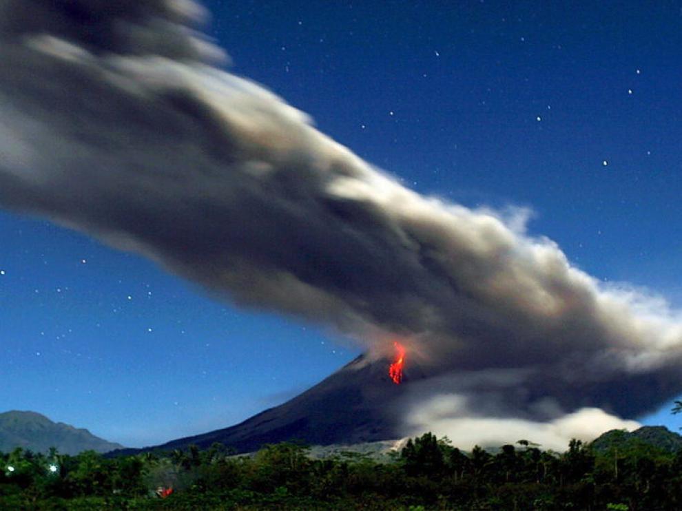 Un volcán indonesio