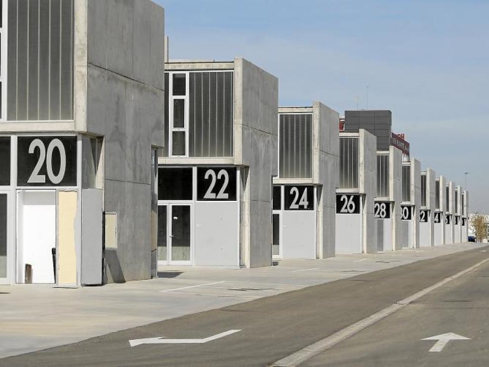Las 52 naves de Plaza incluidas en la operación están vacías