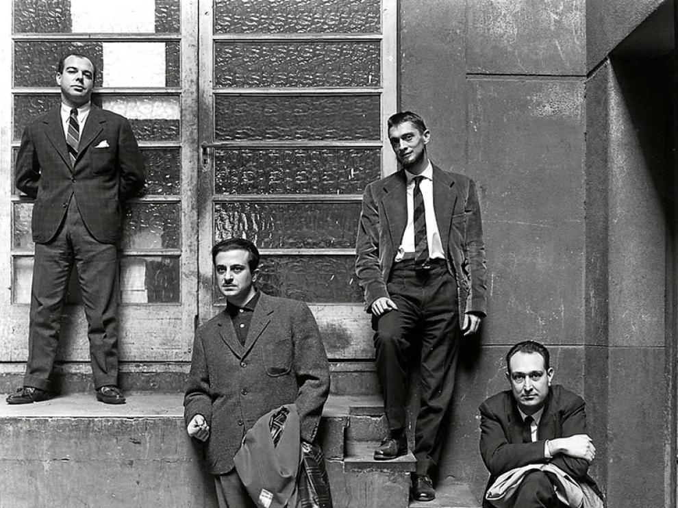 Jaime Gil de Bidema, José Agustín Goysisolo, Carlos Barral y Josep Maria Castellet.