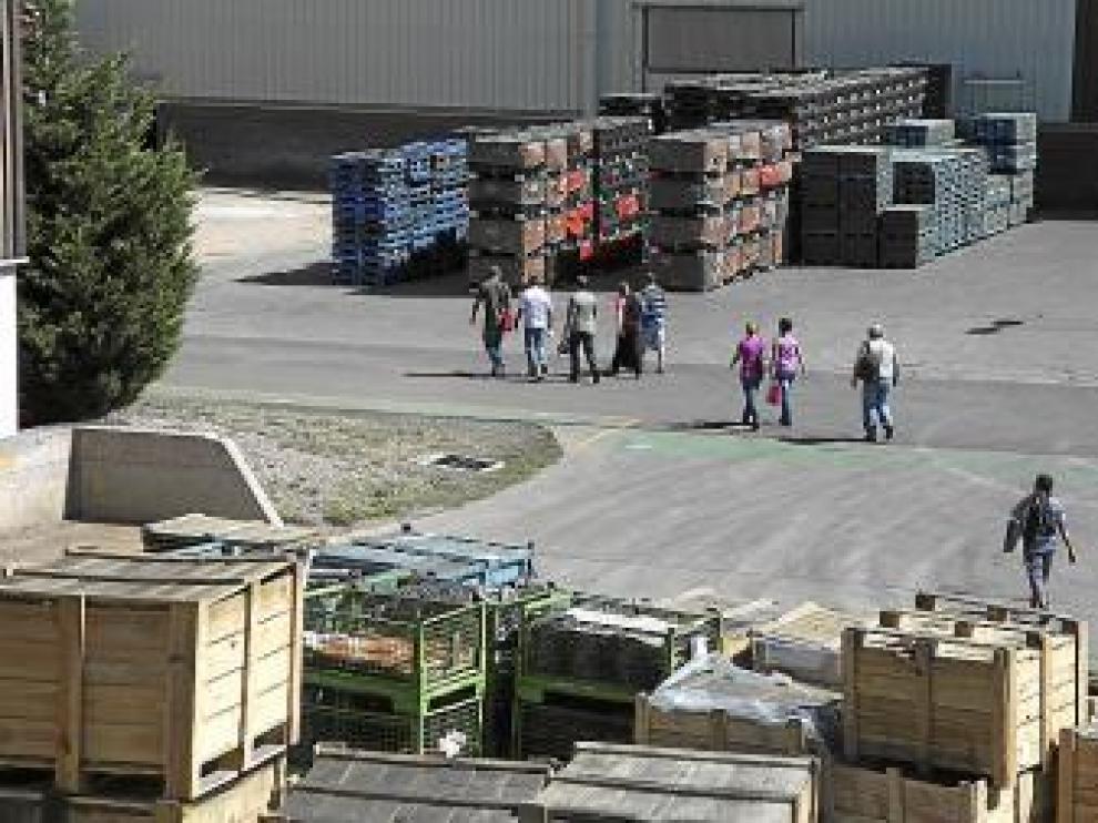 Entrada de trabajadores a Casting Ros, en Utrillas.