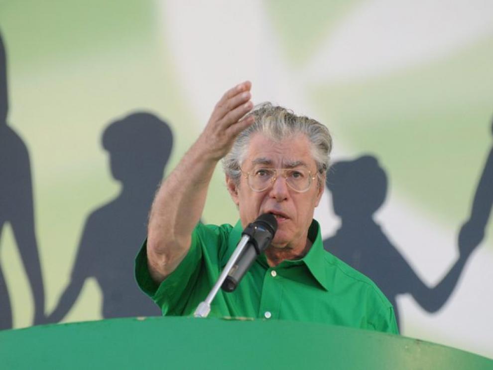 Umberto Bossi, durante un discurso