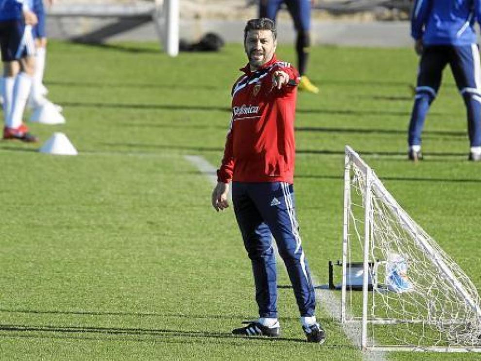 Nayim, durante su etapa como segundo entrenador del Real Zaragoza