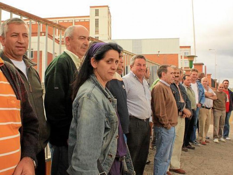 Los trabajadores de Pelbor se concentraron en mayo a las puertas del matadero.