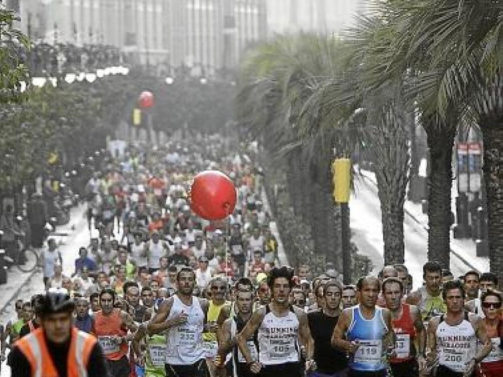 El maratón de 2009 reunió en Zaragoza a más de 2.200 atletas.