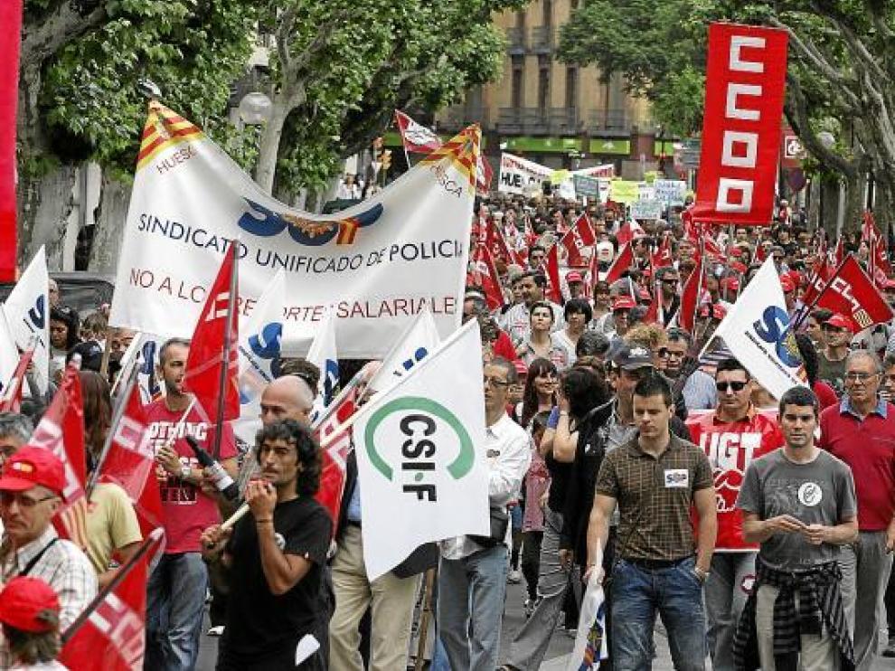 Protesta contra el recorte salarial a los funcionarios, en junio pasado en Huesca.