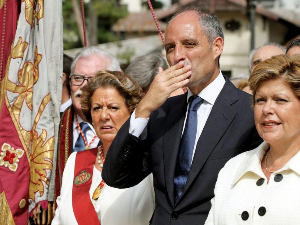 Camps, junto a la alcaldesa de Valencia Rita Barberá