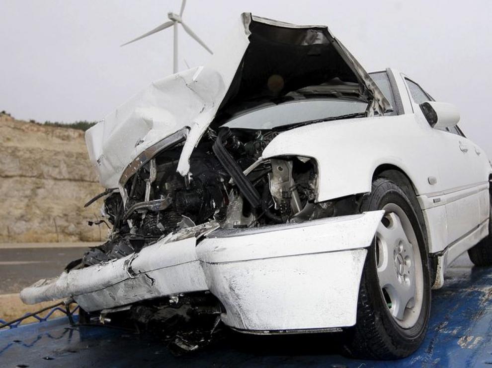 Estado en el que quedó uno de los coches implicados en el accidente