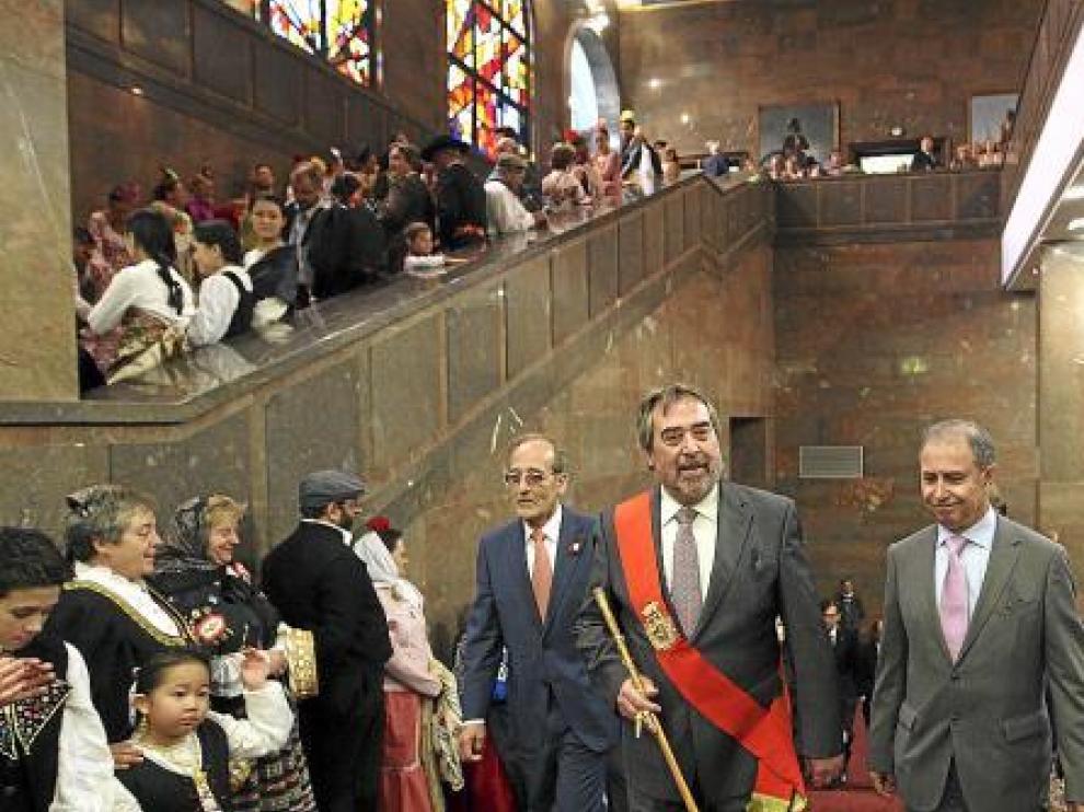 Jaime Feijoo, Juan Alberto Belloch y Fernando Gimeno, ayer en el Ayuntamiento.