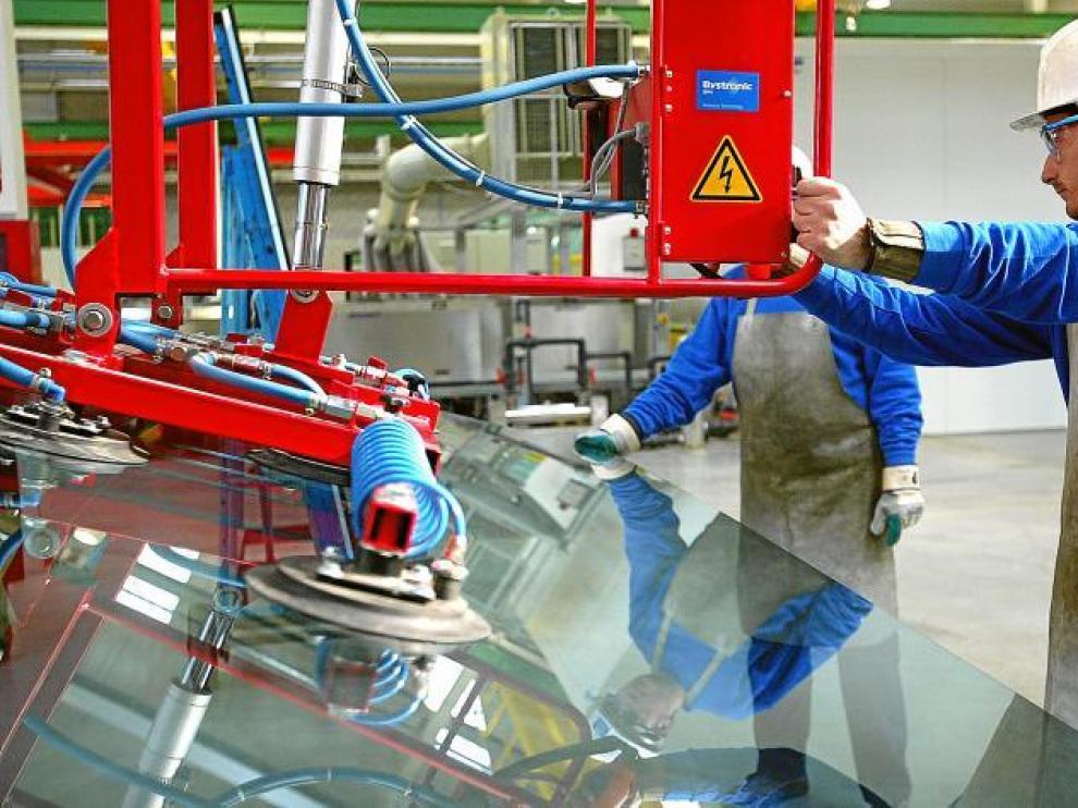 Imagen de la planta Solar Control del grupo Saint Gobain en La Almunia de Doña Godina.