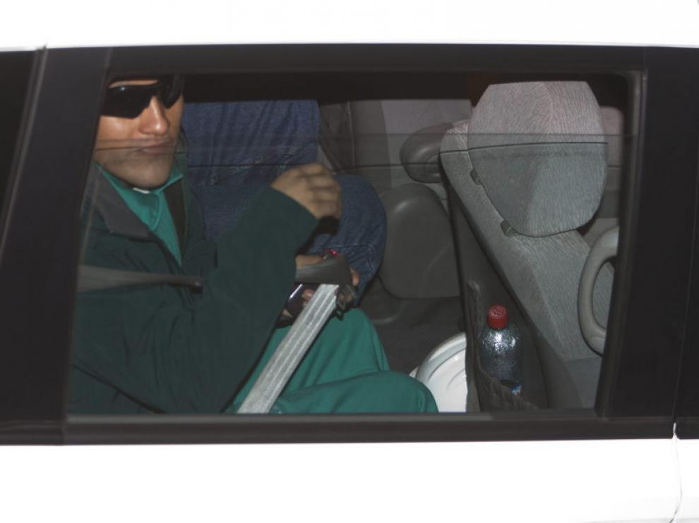 Carlos Mamani, el minero boliviano, abandona el hospital y se marcha en coche a casa