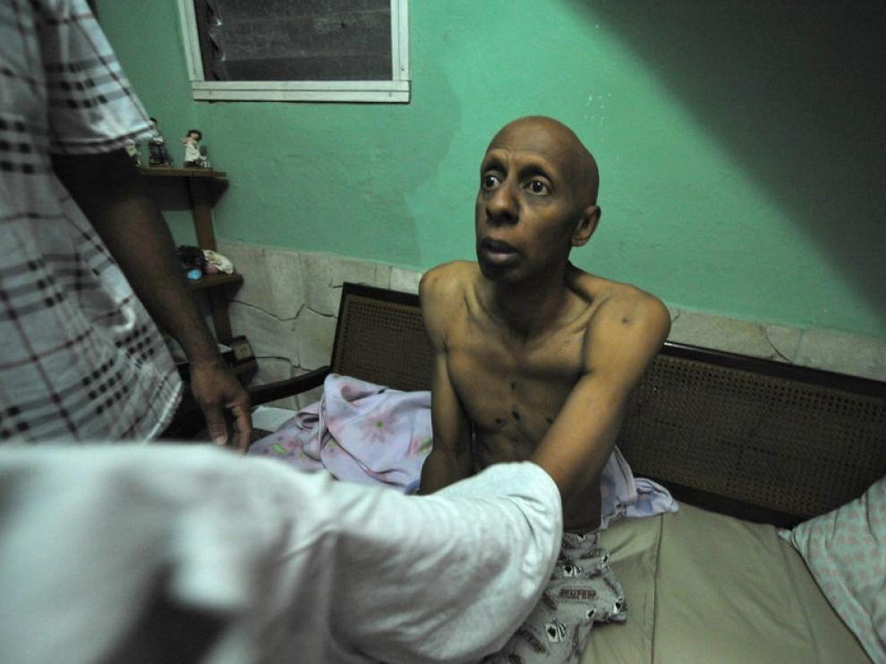 Guillermo Fariñas durante su huelga de hambre