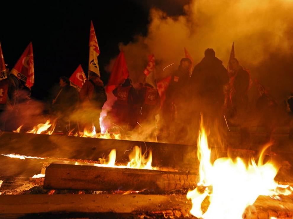 Protestas nocturnas al norte de Francia
