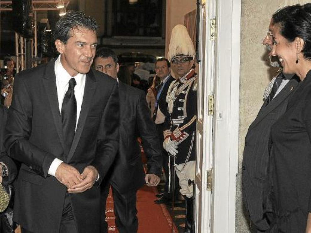 Antonio Banderas sí saludó al alcalde de Valladolid y a la concejal de Cultura Mercedes Cantalapiedra.