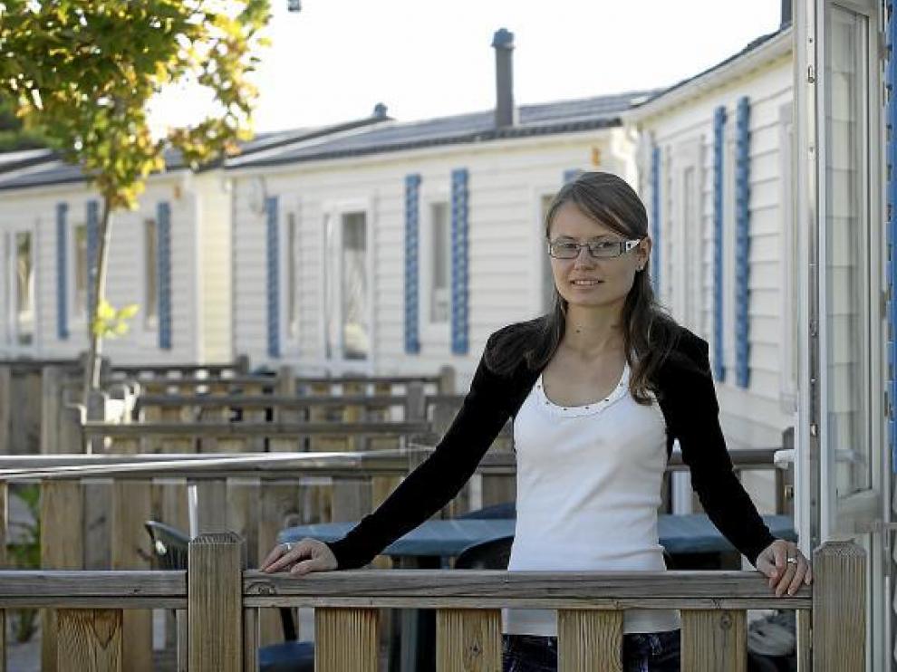 Andreea Popescu es la primera universitaria que se ha sumado a la oferta para residir durante este curso en el campin municipal.