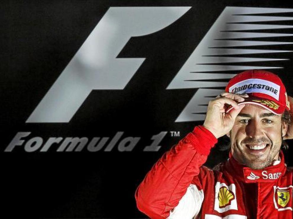 Fernando Alonso, en el podio del circuito de Yeongam, tras lograr la victoria.