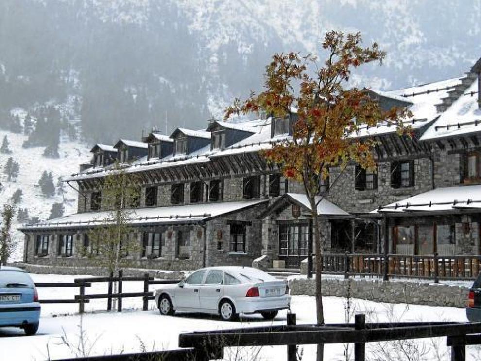 Las primeras nieves en Benasque dejaron una imagen típicamente invernal.