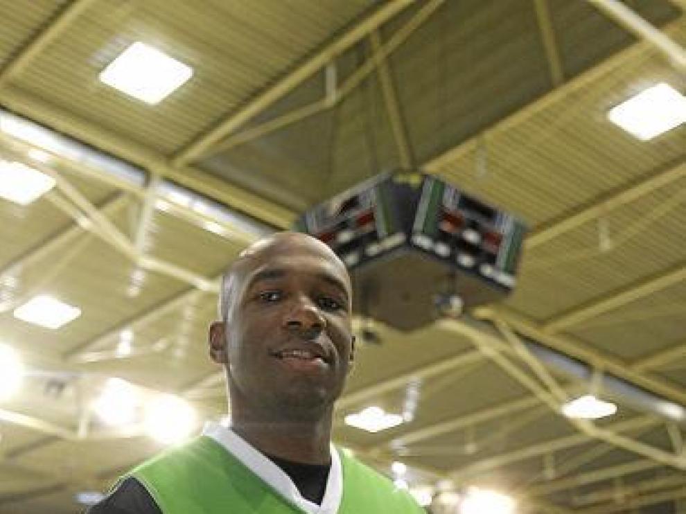 Quentin Smith, ayer antes de iniciar el entrenamiento.