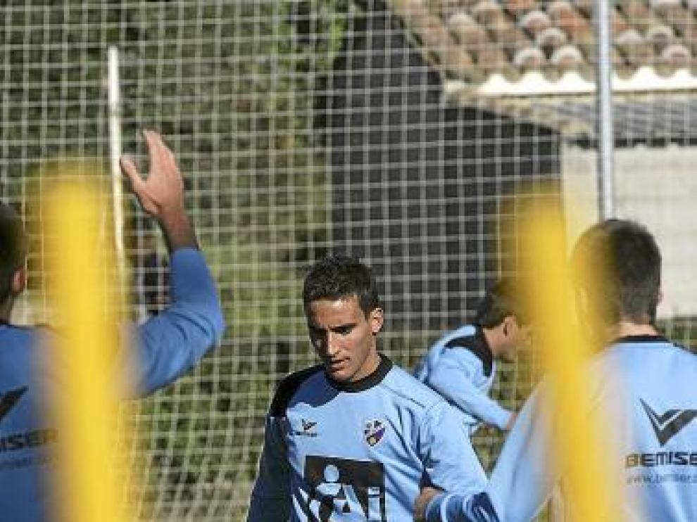 Jokin, ayer, durante el entrenamiento en el Montearagón.