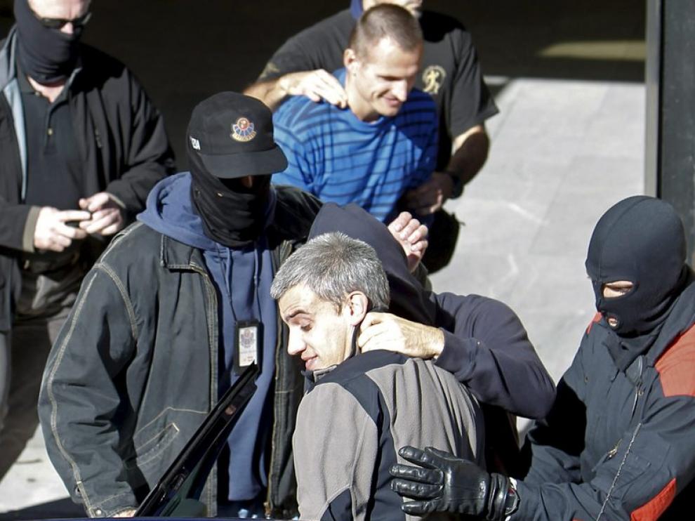 Igor Portu, detrás, e Iñaki Sarasola, delante, en el Palacio de Justicia de San Sebastián