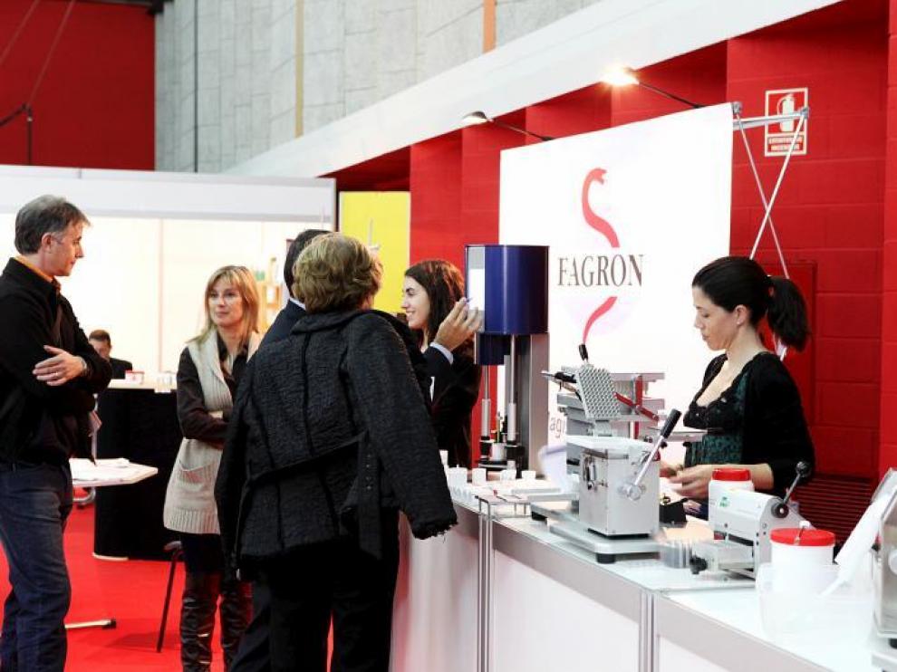Exposición de las firmas que patrocinan el congreso de Farmacéuticos Formulistas.